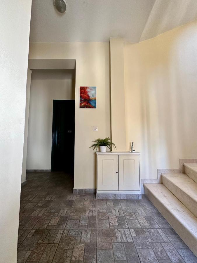 Cozy Apartments Mc Queen Atina Dış mekan fotoğraf