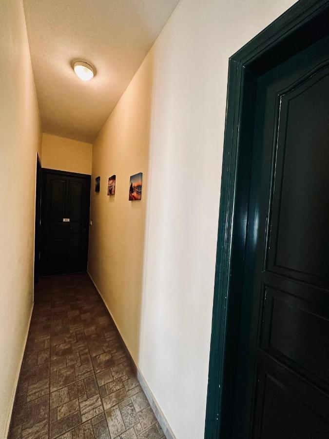 Cozy Apartments Mc Queen Atina Dış mekan fotoğraf